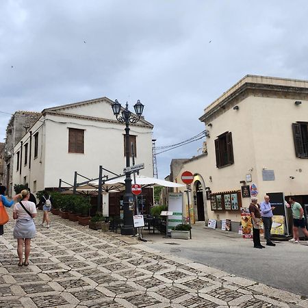 Porta Trapani Guest House Erice Exterior foto